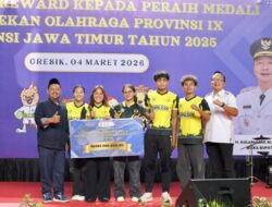 Bupati Gresik Serahkan Bonus Rp 9,3 milliar Porprov IX Jatim