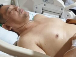 Pino Bahari Peraih Emas Tinju Asian Games Terbaring Kesakitan