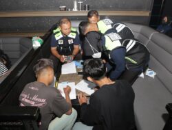 Polda Jatim Razia THM Surabaya, 106 Pengunjung Dites Urine