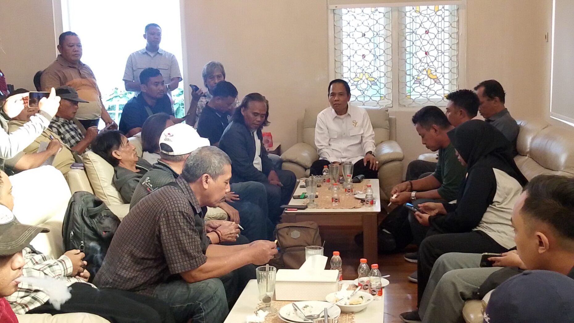 Ketua DPRD Surabaya