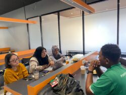 Kuliah Magang, Mahasiswa Unesa Temui Pemred Metro9