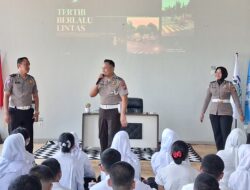 Polres Mojokerto Edukasi Pelajar Lewat Polantas Menyapa