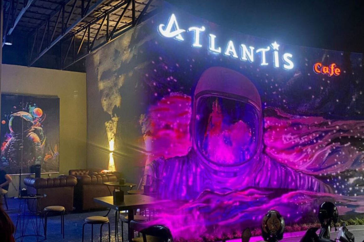 Atlantis Cafe