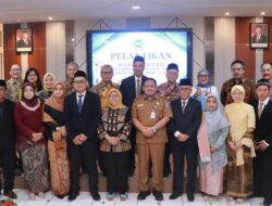 Pimpinan Baru SMP-SMA Dr Soetomo Surabaya Dilantik